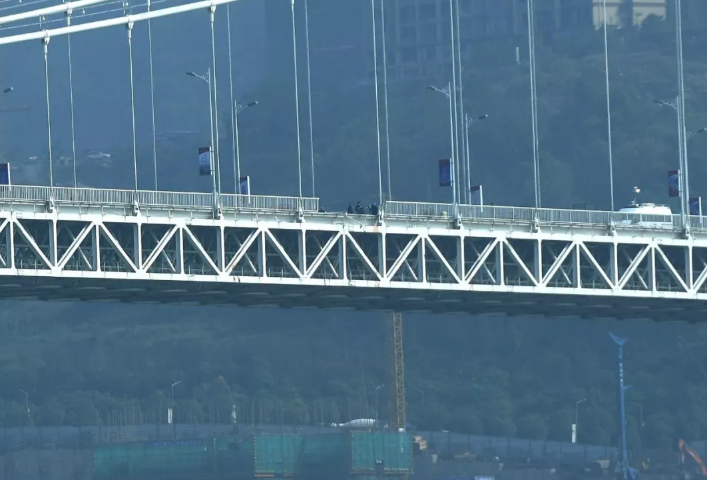 重慶公交車墜橋，引發(fā)的建筑安全思考！.png